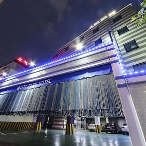 2* Motel Park