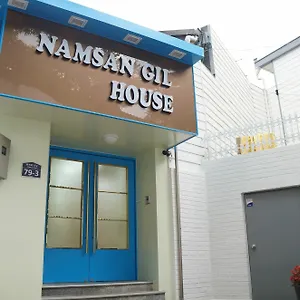 Namsan Gil House Pensión